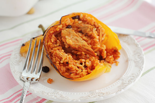 PIMIENTOS TRICOLOR RELLENOS DE ARROZ Y ATÚN