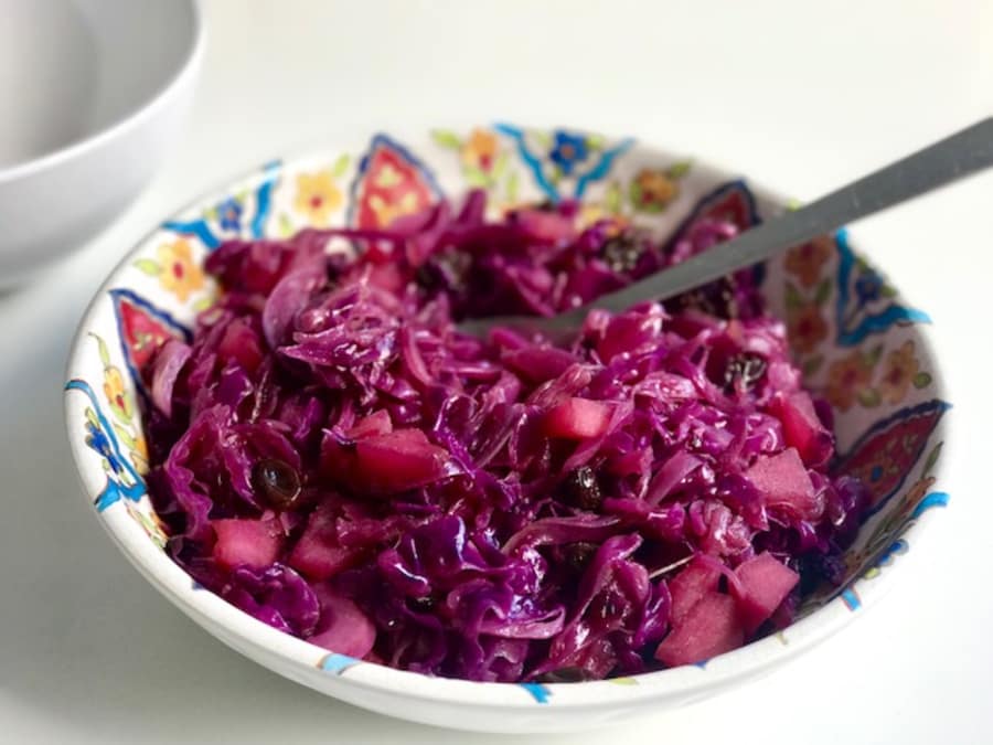 COL LOMBARDA CON MANZANA Y PASAS