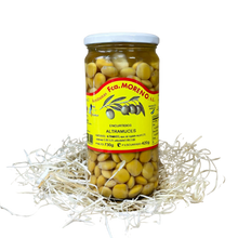 Cargar imagen en el visor de la galería, CAJA SELECCIÓN GOURMET – Legumbres y Delicatessen de Calidad Extra

