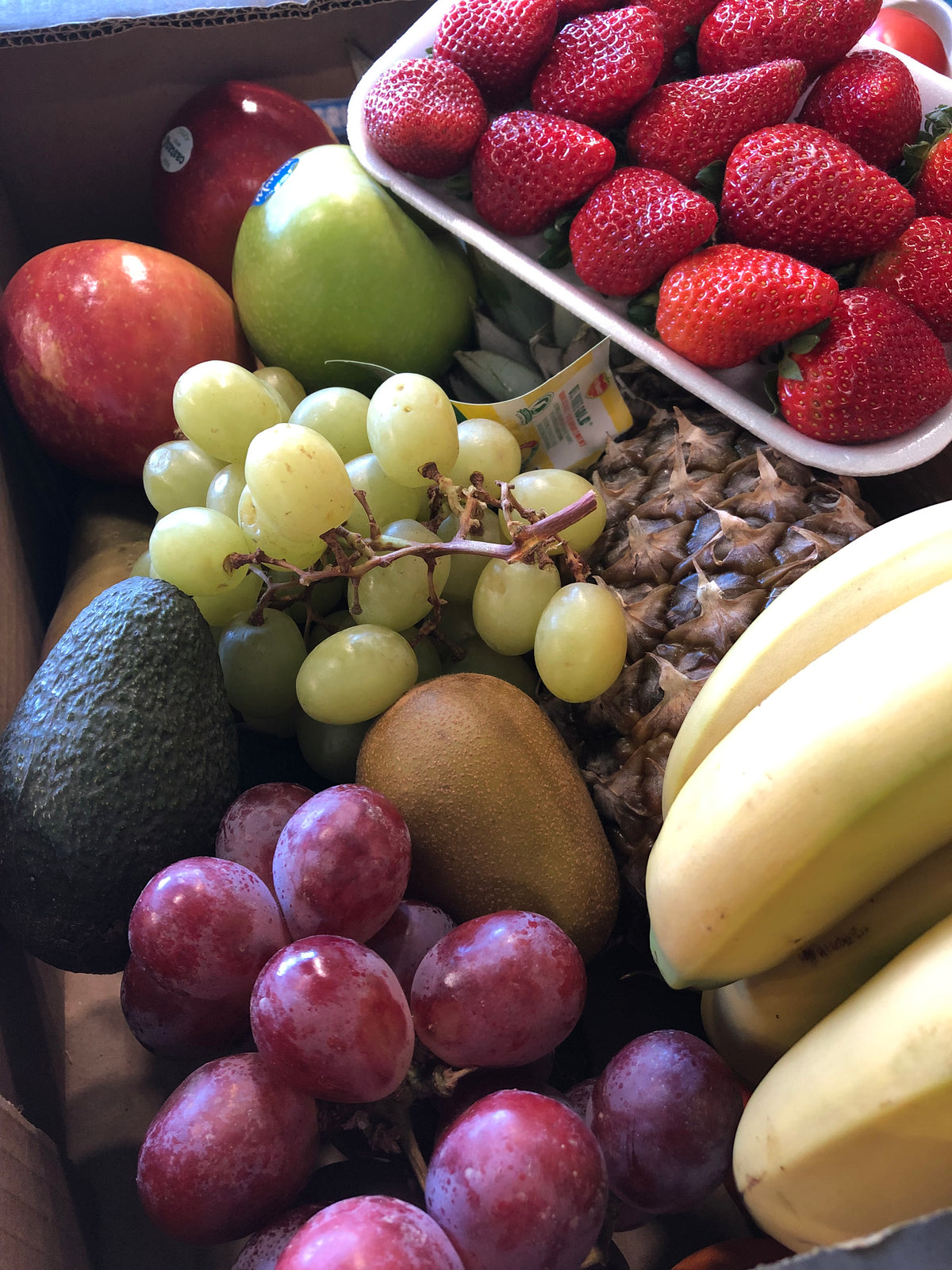 Caja fruta variada 9kg oferta de Fruteva