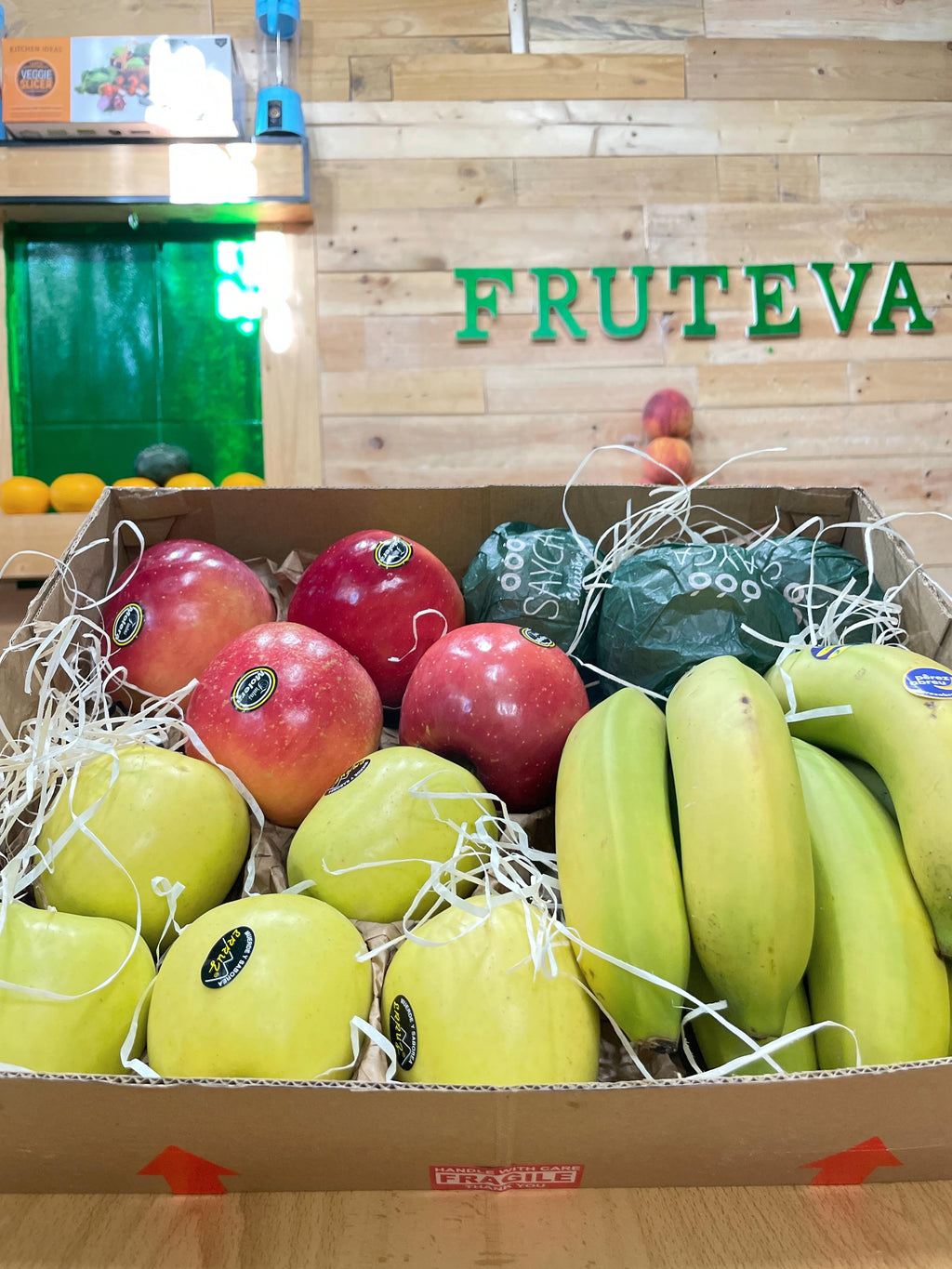Caja plátanos de Canarias mixta de Fruteva