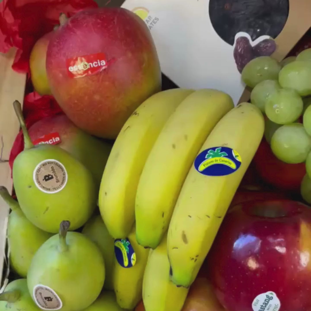 CAJA DE FRUTAS DELUX LO MEJOR DE ESTA TEMPORADA